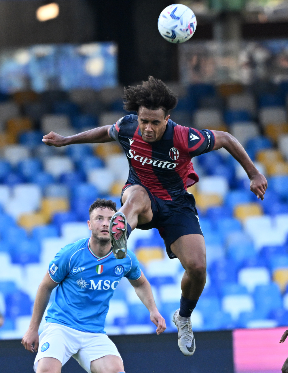 开云体育 -关于加时末段意甲传出新动向，那不勒斯回应争议，管理层表态——质疑声仍在，临场指挥获称赞的信息